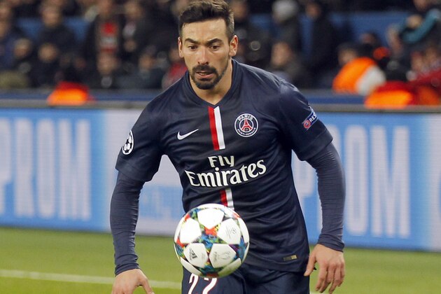 PSG's Ezequiel Lavezzi controls the ball during the Champions League round of 16 first leg soccer match between Paris Saint Germain and Chelsea at the Parc des Princes stadium in Paris, France, Tuesday, Feb. 17, 2015. Striker Edinson Cavani gave Paris Saint-Germain a Champions League lifeline with a second-half equalizer as his team drew 1-1 with Chelsea in the first leg of their last 16 match on Tuesday. (AP Photo/Michel Euler)