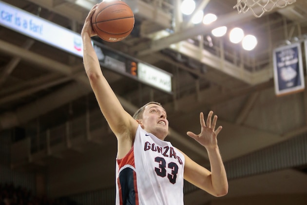 SPOKANE, WA - JANUARY 10:  Kyle Wiltjer #33 of the Gonzaga Bulldogs goes to the basket against the Santa Clara Broncos in the first half at McCarthey Athletic Center on January 10, 2015 in Spokane, Washington.  (Photo by William Mancebo/Getty Images)