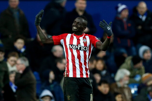 LONDON, ENGLAND - FEBRUARY 07:  Sadio Mane of Southampton celebrates after scoring the winning goal during the Barclays Premier League match between Queens Park Rangers and Southampton at Loftus Road on February 7, 2015 in London, England.  (Photo by Steve Bardens/Getty Images)