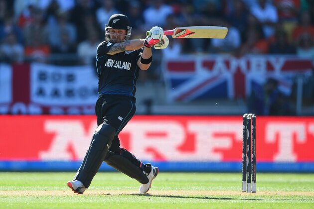 WELLINGTON, NEW ZEALAND - FEBRUARY 20:  Brendon McCullum of New Zealand plays a shot during the 2015 ICC Cricket World Cup match between England and New Zealand at Wellington Regional Stadium on February 20, 2015 in Wellington, New Zealand.  (Photo by Shaun Botterill/Getty Images)