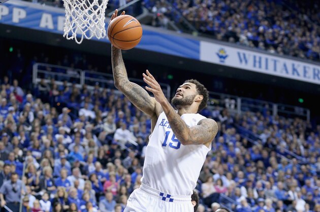 LEXINGTON, KY - FEBRUARY 14:  Willie Cauley-Stein #15 of the Kentucky Wildcats shoots the ball during the game against the South Carolina Gamecocks at Rupp Arena on February 14, 2015 in Lexington, Kentucky.  (Photo by Andy Lyons/Getty Images)