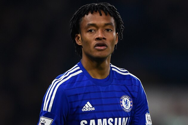 LONDON, ENGLAND - FEBRUARY 11:  Juan Cuadrado  of Chelsea in action during the Barclays Premier League match between Chelsea and Everton at Stamford Bridge on February 11, 2015 in London, England.  (Photo by Mike Hewitt/Getty Images)