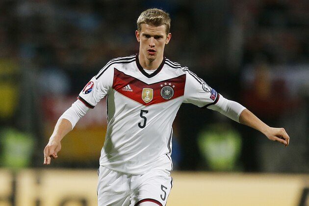Germany's Lars Bender kicks the ball during a Group D Euro 2016 qualifying match between Germany and Gibraltar in Nuremberg, Germany, Friday, Nov.14, 2014. (AP Photo/Michael Probst)