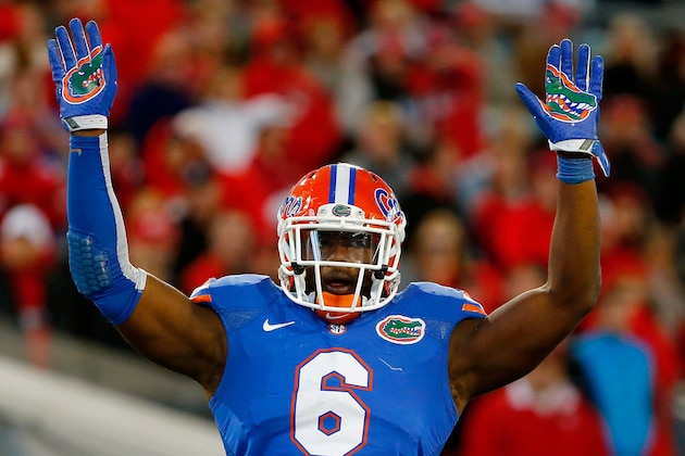 JACKSONVILLE, FL - NOVEMBER 01:  Dante Fowler #6 of the Florida Gators asks the crowd for noise during the game against the Georgia Bulldogs at EverBank Field on November 1, 2014 in Jacksonville, Florida.  (Photo by Sam Greenwood/Getty Images)