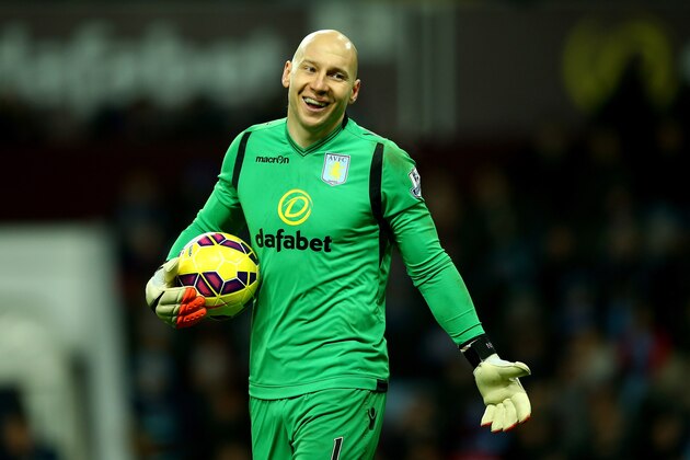 BIRMINGHAM, ENGLAND - DECEMBER 28:  Brad Guzan of Aston Villa in action during the Barclays Premier League match between Aston Villa and Sunderland at Villa Park on December 28, 2014 in Birmingham, England.  (Photo by Richard Heathcote/Getty Images)