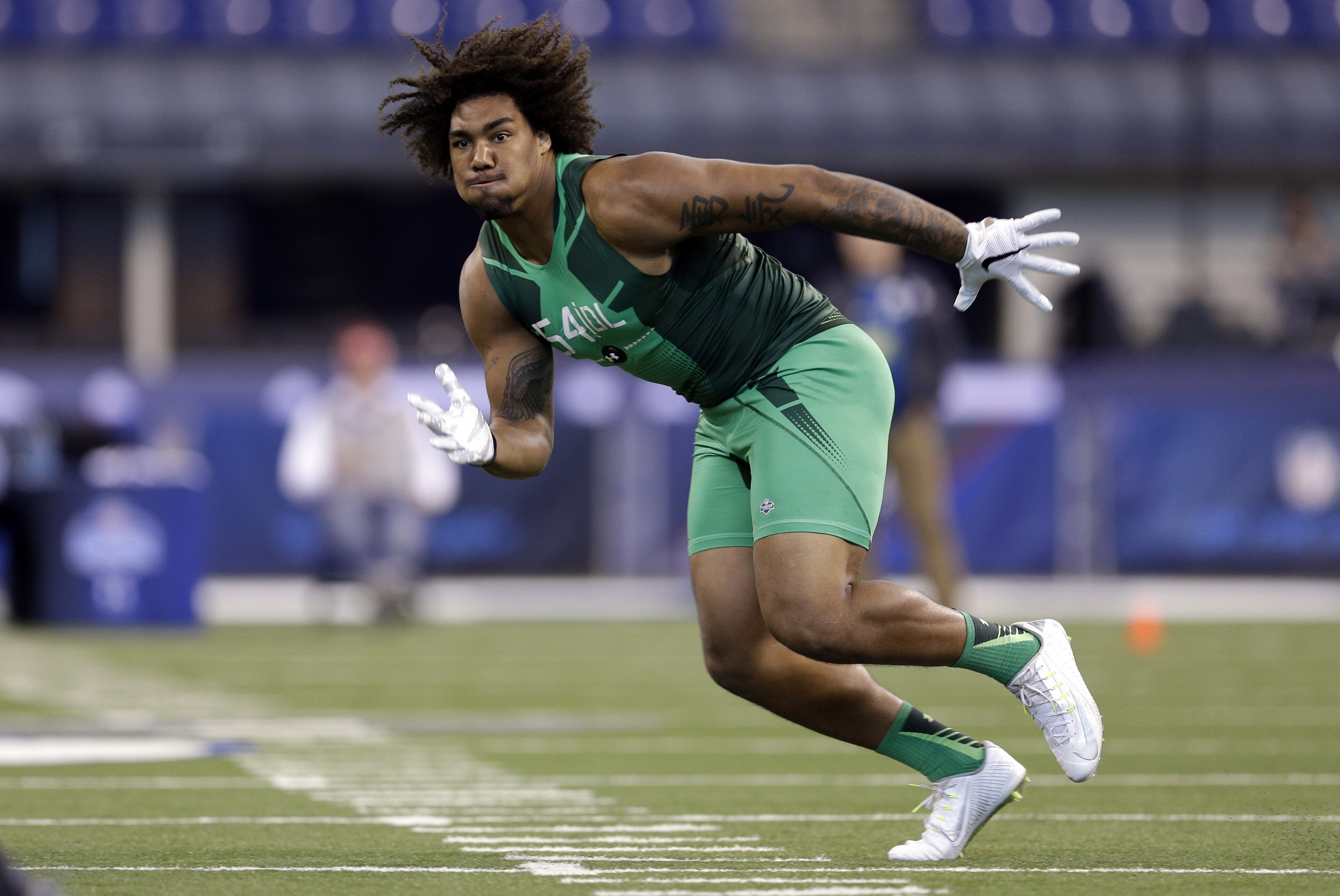 USC defensive lineman Leonard Williams runs a drill at the NFL football scouting combine in Indianapolis, Sunday, Feb. 22, 2015. (AP Photo/David J. Phillip) USC defensive lineman Leonard Williams runs a drill at the NFL football scouting combine in Indianapolis, Sunday, Feb. 22, 2015. (AP Photo/David J. Phillip)
