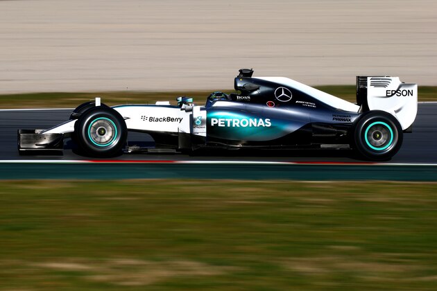 MONTMELO, SPAIN - FEBRUARY 22:  Nico Rosberg of Germany and Mercedes GP drives during day four of Formula One Winter Testing at Circuit de Catalunya on February 22, 2015 in Montmelo, Spain.  (Photo by Mark Thompson/Getty Images)