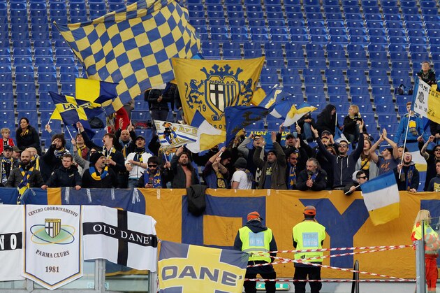 ROME, ITALY - FEBRUARY 15:  Parma FC fans support their team during the Serie A match between AS Roma and Parma FC at Stadio Olimpico on February 15, 2015 in Rome, Italy.  (Photo by Paolo Bruno/Getty Images)