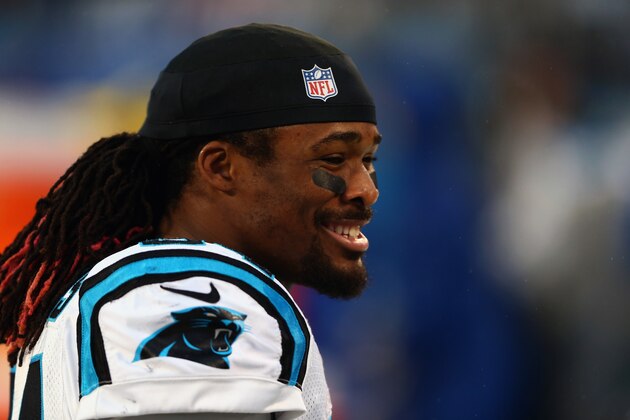 CHARLOTTE, NC - JANUARY 03:   DeAngelo Williams #34 of the Carolina Panthers looks on during their NFC Wild Card Playoff game at Bank of America Stadium on January 3, 2015 in Charlotte, North Carolina.  (Photo by Streeter Lecka/Getty Images)