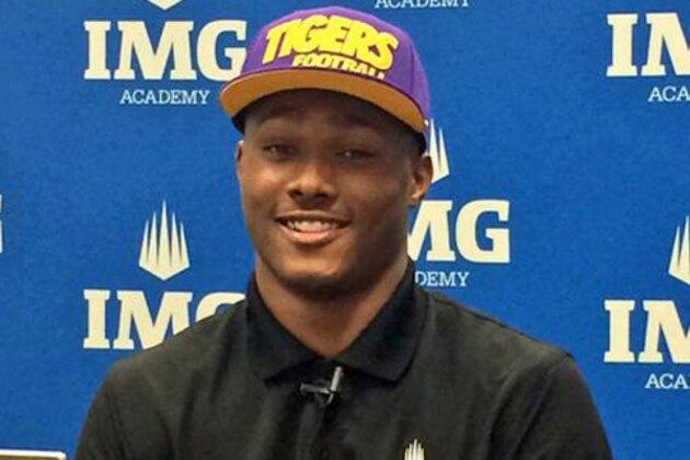 LSU landed a huge commitment, as 2016 5-star corner Saivion Smith committed to the Tigers on Tuesday.