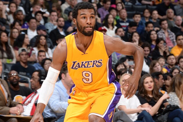 LOS ANGELES, CA - FEBRUARY 20: Ronnie Price #9 of the Los Angeles Lakers drives to the basket against the Brooklyn Nets during the game on February 20, 2015 at STAPLES Center in Los Angeles, California. NOTE TO USER: User expressly acknowledges and agrees that, by downloading and/or using this photograph, User is consenting to the terms and conditions of the Getty Images License Agreement. Mandatory Copyright Notice: Copyright 2015 NBAE (Photo by D. Andrew Bernstein/NBAE via Getty Images)