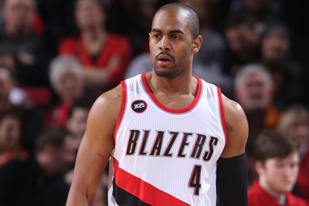 PORTLAND, OR - FEBRUARY 22:  Arron Afflalo #4 of the Portland Trail Blazers during the game against the Memphis Grizzlies on February 22, 2015 at the Moda Center in Portland, Oregon. NOTE TO USER: User expressly acknowledges and agrees that, by downloading and or using this Photograph, user is consenting to the terms and conditions of the Getty Images License Agreement. Mandatory Copyright Notice: Copyright 2015 NBAE (Photo by Sam Forencich/NBAE via Getty Images)