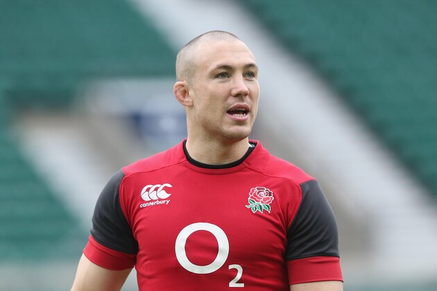 LONDON, ENGLAND - FEBRUARY 13:  Mike Brown looks on during the England captain's run at Twickenham Stadium on February 13, 2015 in London, England.  (Photo by David Rogers/Getty Images)