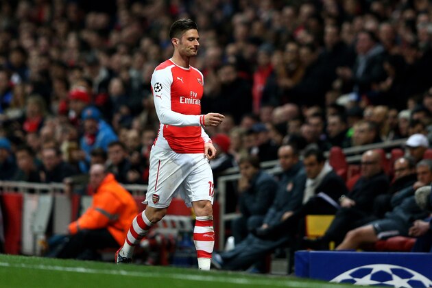 LONDON, ENGLAND - FEBRUARY 25:  Olivier Giroud of Arsenal reacts as he is substituted in the second half during the UEFA Champions League round of 16, first leg match between Arsenal and Monaco at The Emirates Stadium on February 25, 2015 in London, United Kingdom.  (Photo by Clive Mason/Getty Images)