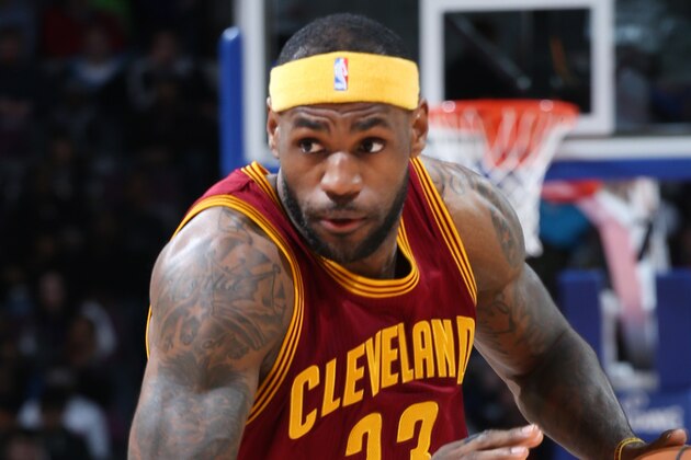 AUBURN HILLS, MI - FEBRUARY 24: LeBron James #23 of the Cleveland Cavaliers drives to the basket against the Detroit Pistons during the game on February 24, 2015 at The Palace of Auburn Hills in Auburn Hills, Michigan. NOTE TO USER: User expressly acknowledges and agrees that, by downloading and/or using this photograph, User is consenting to the terms and conditions of the Getty Images License Agreement.  Mandatory Copyright Notice: Copyright 2015 NBAE (Photo by B. Sevald/Einstein/NBAE via Getty Images)