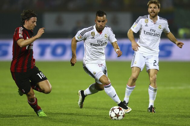 DUBAI, UNITED ARAB EMIRATES - DECEMBER 30:  Jese Rodriguez  of Real Madrid  breaks with the ball during the Dubai Football Challenge match between AC Milan and Real Madrid at The Sevens Stadium  on December 30, 2014 in Dubai, United Arab Emirates.  (Photo by Francois Nel/Getty Images)
