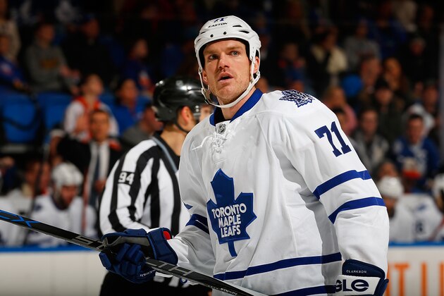 UNIONDALE, NY - FEBRUARY 12:  David Clarkson #71 of the Toronto Maple Leafs skates against the New York Islanders at Nassau Veterans Memorial Coliseum on February 12, 2015 in Uniondale, New York. The New York Islanders defeated the Toronto Maple Leafs 3-2.  (Photo by Mike Stobe/NHLI via Getty Images)