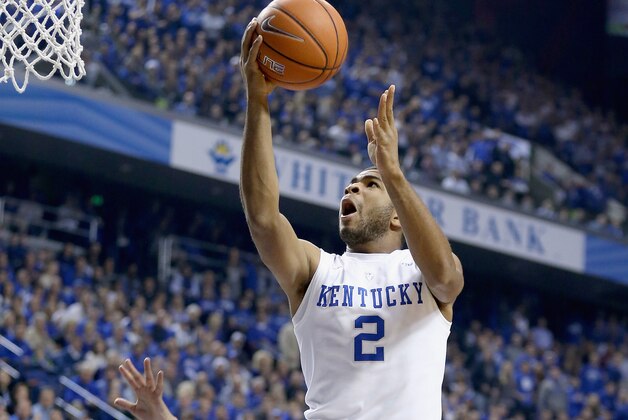 LEXINGTON, KY - DECEMBER 13:  Aaron Harrison #2 of the Kentucky Wildcats shoots the ball during the game against the North Carolina Tar Heels at Rupp Arena on December 13, 2014 in Lexington, Kentucky.  (Photo by Andy Lyons/Getty Images)