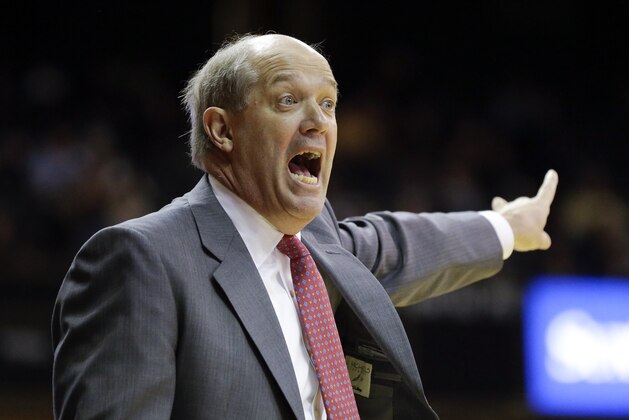Vanderbilt head coach Kevin Stallings yells to his team in the first half of an NCAA college basketball game against Missouri Saturday, Feb. 21, 2015, in Nashville, Tenn. (AP Photo/Mark Humphrey)