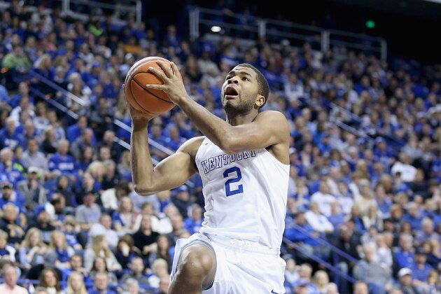 LEXINGTON, KY - FEBRUARY 21:  Aaron Harrison #2 of the Kentucky Wildcats shoots the ball during the game against the Auburn Tigers at Rupp Arena on February 21, 2015 in Lexington, Kentucky.  (Photo by Andy Lyons/Getty Images)