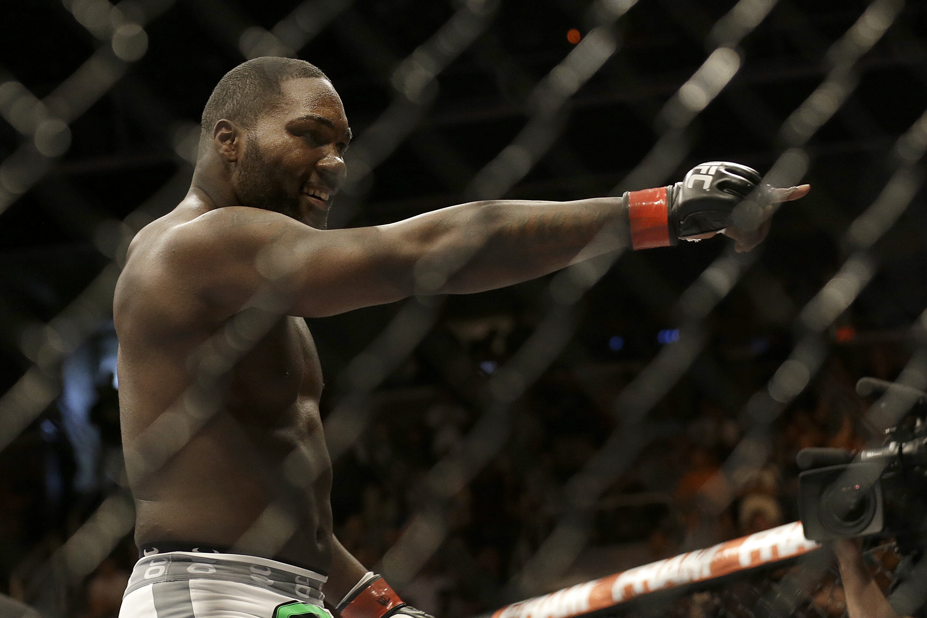 Anthony Johnson celebrates after beating Antonio Rogerio Nogueira by technical knockout during the first round of a light heavyweight mixed martial arts bout at a UFC on Fox event in San Jose, Calif., Saturday, July 26, 2014. (AP Photo/Jeff Chiu) Anthony Johnson celebrates after beating Antonio Rogerio Nogueira by technical knockout during the first round of a light heavyweight mixed martial arts bout at a UFC on Fox event in San Jose, Calif., Saturday, July 26, 2014. (AP Photo/Jeff Chiu)