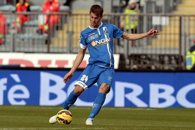 EMPOLI, ITALY - FEBRUARY 22: Daniele Rugani of Empoli FC in action during the Serie A match between Empoli FC and AC Chievo Verona at Stadio Carlo Castellani on February 22, 2015 in Empoli, Italy.  (Photo by Gabriele Maltinti/Getty Images)