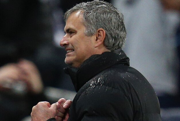 LONDON, ENGLAND - MARCH 01:  Manager Jose Mourinho of Chelsea celebrates victory at the final whistle during the Capital One Cup Final match between Chelsea and Tottenham Hotspur at Wembley Stadium on March 1, 2015 in London, England.  (Photo by Clive Mason/Getty Images)