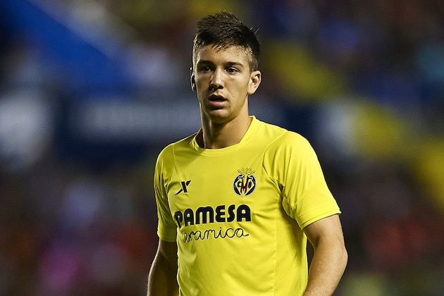 VALENCIA, SPAIN - AUGUST 24: Luciano Dario Vietto of Villarreal CF looks on during the la Liga match between Levante UD and Villarreal CF at Ciutat de Valencia on August 24, 2014 in Valencia, Spain.  (Photo by Manuel Queimadelos Alonso/Getty Images)