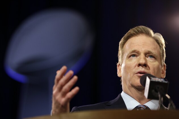 NFL Commissioner Roger Goodell participates in a news conference for NFL Super Bowl XLIX football game Friday, Jan. 30, 2015, in Phoenix. (AP Photo/Matt Slocum)