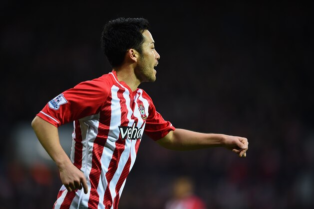 WEST BROMWICH, ENGLAND - FEBRUARY 28:  Maya Yoshida of Southampton looks on during the Barclays Premier League match between West Bromwich Albion and Southampton at The Hawthorns on February 28, 2015 in West Bromwich, England.  (Photo by Laurence Griffiths/Getty Images)