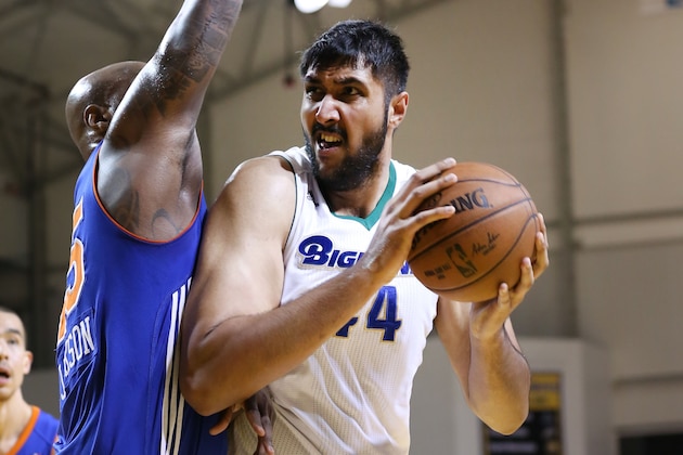 SANTA CRUZ, CA - JANUARY 16:  Sim Bhullar #44 of the Reno Bighorns dribbles the ball against the Westchester Knicks during the NBA D-League Showcase game on January 16, 2015 at Kaiser Permanente Arena in Santa Cruz, California. NOTE TO USER: User expressly acknowledges and agrees that, by downloading and/or using this Photograph, user is consenting to the terms and conditions of the Getty Images License Agreement. Mandatory Copyright Notice: Copyright 2015 NBAE (Photo by Tim Cattera/NBAE via Getty Images)