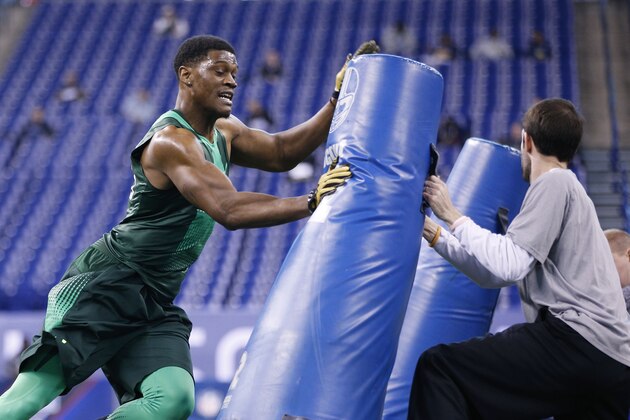INDIANAPOLIS, IN - FEBRUARY 22: Defensive lineman Randy Gregory of Nebraska competes during the 2015 NFL Scouting Combine at Lucas Oil Stadium on February 22, 2015 in Indianapolis, Indiana. (Photo by Joe Robbins/Getty Images)
