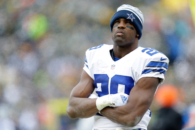 GREEN BAY, WI - JANUARY 11:   DeMarco Murray #29 of the Dallas Cowboys stands on the sideline during the game against the Green Bay Packers during the 2015 NFC Divisional Playoff game at Lambeau Field on January 11, 2015 in Green Bay, Wisconsin.  (Photo by Mike McGinnis/Getty Images)
