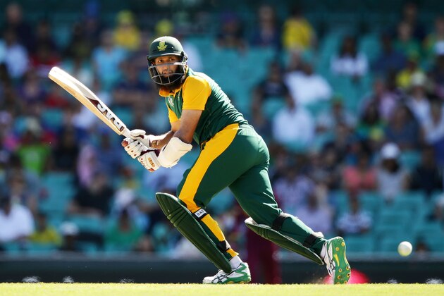 SYDNEY, AUSTRALIA - FEBRUARY 27:  Hashim Amla of South Africa bats during the 2015 ICC Cricket World Cup match between South Africa and the West Indies at Sydney Cricket Ground on February 27, 2015 in Sydney, Australia.  (Photo by Matt King/Getty Images)