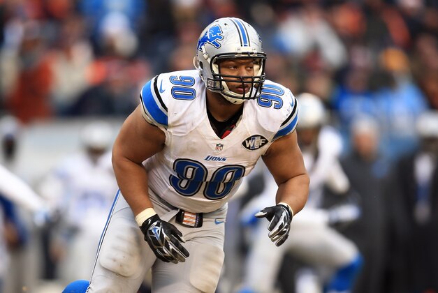 Dec 21, 2014; Chicago, IL, USA; Detroit Lions defensive tackle Ndamukong Suh (90) against the Chicago Bears at Soldier Field. The Lions defeated the Bears 20-14. Mandatory Credit: Andrew Weber-USA TODAY Sports