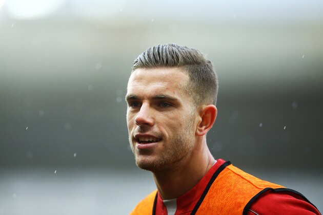 SOUTHAMPTON, ENGLAND - FEBRUARY 22: Jordan Henderson of Liverpool warms up prior to kickoff during the Barclays Premier League match between Southampton and Liverpool at St Mary's Stadium on February 22, 2015 in Southampton, England.  (Photo by Richard Heathcote/Getty Images)
