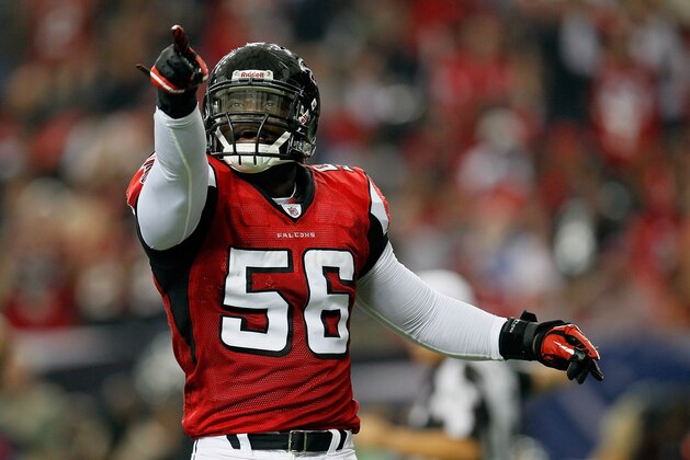 ATLANTA, GA - NOVEMBER 27:  Sean Weatherspoon #56 of the Atlanta Falcons celebrates a sack against the Minnesota Vikings at Georgia Dome on November 27, 2011 in Atlanta, Georgia.  (Photo by Kevin C. Cox/Getty Images)
