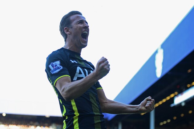 LONDON, ENGLAND - MARCH 07:  Harry Kane of Spurs celebrates as he scores their second goal during the Barclays Premier League match between Queens Park Rangers and Tottenham Hotspur at Loftus Road on March 7, 2015 in London, England.  (Photo by Jamie McDonald/Getty Images)