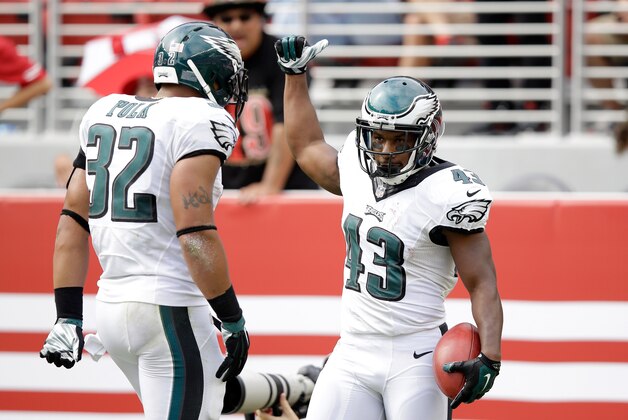 SANTA CLARA, CA - SEPTEMBER 28:  Darren Sproles #43 of the Philadelphia Eagles is congratulated by Chris Polk #32 after he ran back a punt for a touchdown against the San Francisco 49ers at Levi's Stadium on September 28, 2014 in Santa Clara, California.  (Photo by Ezra Shaw/Getty Images)