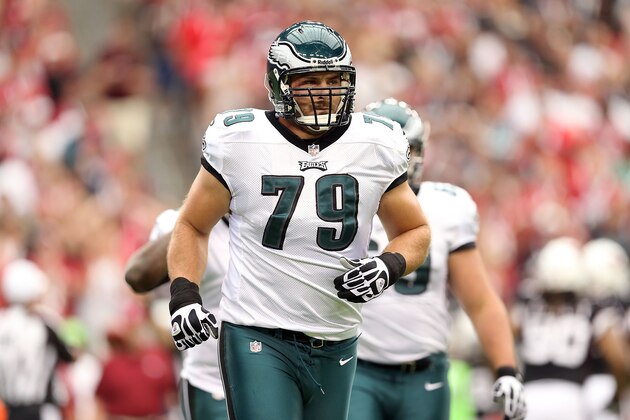 GLENDALE, AZ - SEPTEMBER 23:  Offensive tackle Todd Herremans #79 of the Philadelphia Eagles during the NFL game against the Arizona Cardinals at the University of Phoenix Stadium on September 23, 2012 in Glendale, Arizona. The Cardinals defeated the Eagles 27-6.  (Photo by Christian Petersen/Getty Images)