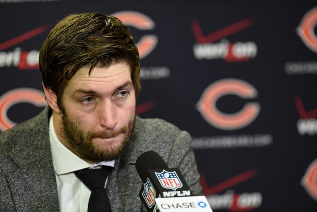 MINNEAPOLIS, MN - DECEMBER 28: Jay Cutler #6 of the Chicago Bears speaks to the media after the game against the Minnesota Vikings on December 28, 2014 at TCF Bank Stadium in Minneapolis, Minnesota. The Vikings defeated the Bears 13-9. (Photo by Hannah Foslien/Getty Images)