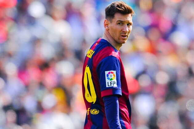 BARCELONA, SPAIN - MARCH 08:  Lionel Messi of FC Barcelona looks on during the La Liga match between FC Barcelona and Rayo Vallecano de Madrid at Camp Nou on March 8, 2015 in Barcelona, Spain.  (Photo by David Ramos/Getty Images)