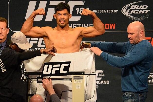 Feb 27, 2015; Los Angeles, CA, USA;  Mark Munoz on the scale at the weigh-in for his fight at UFC 184 at Staples Center. Mandatory Credit: Jayne Kamin-Oncea-USA TODAY Sports