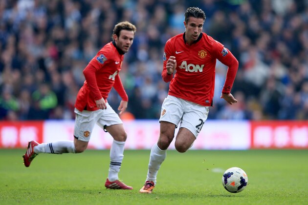 WEST BROMWICH, ENGLAND - MARCH 08:  Robin van Persie and Juan Mata of Manchester United in action during the Barclays Premier League match between West Bromwich Albion and Manchester United at The Hawthorns on March 8, 2014 in West Bromwich, England.  (Photo by Richard Heathcote/Getty Images)