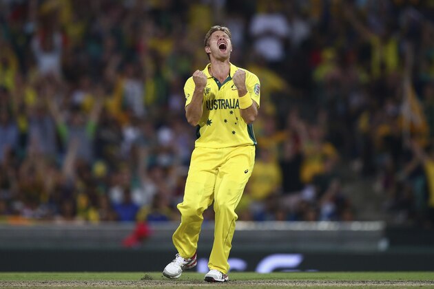SYDNEY, AUSTRALIA - MARCH 08:  Shane Watson of Australia celebrates after taking the wicket of Angelo Mathews of Sri Lanka during the 2015 ICC Cricket World Cup match between Australia and Sri Lanka at Sydney Cricket Ground on March 8, 2015 in Sydney, Australia.  (Photo by Ryan Pierse/Getty Images)
