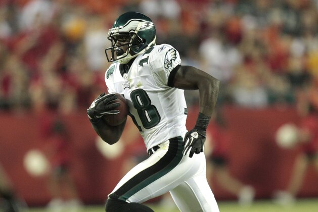 Philadelphia Eagles wide receiver Jeremy Maclin runs the ball during a preseason NFL football game against the Kansas City Chiefs Friday, Aug. 27, 2010 at Arrowhead Stadium in Kansas City, Mo. (AP Photo/Charlie Riedel)