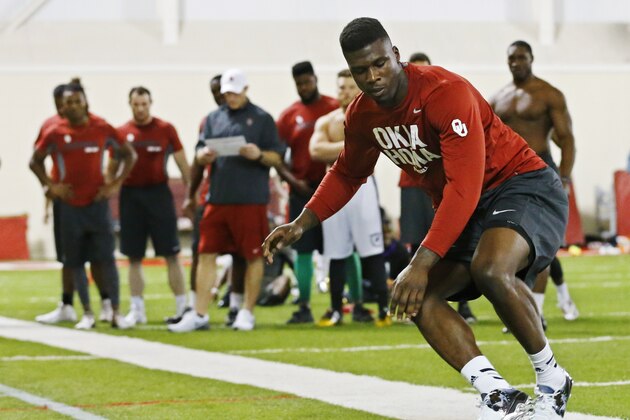 Oklahoma's Dorial Green-Beckham works out for NFL scouts during Oklahoma Pro Day in Norman, Okla., Wednesday, March 11, 2015. (AP Photo/Sue Ogrocki)