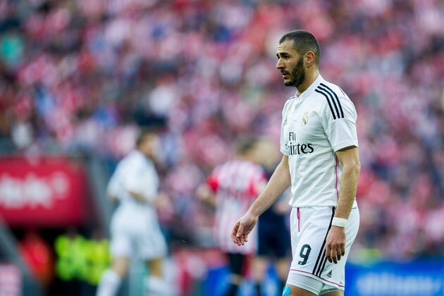 BILBAO, SPAIN - MARCH 07:  Karim Benzema of Real Madrid reacts during the La Liga match between Athletic Club Bilbao and Real Madrid CF at San Mames Stadium on March 7, 2015 in Bilbao, Spain.  (Photo by Juan Manuel Serrano Arce/Getty Images)