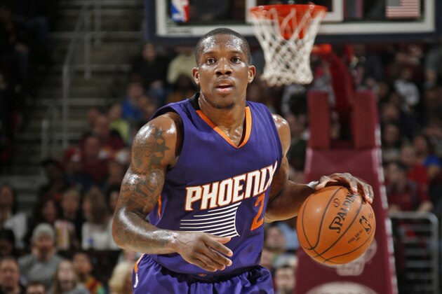 CLEVELAND, OH - MARCH 7: Eric Bledsoe #2 of the Phoenix Suns handles the ball against the Cleveland Cavaliers at The Quicken Loans Arena on March 7, 2015 in Cleveland, Ohio. NOTE TO USER: User expressly acknowledges and agrees that, by downloading and/or using this Photograph, user is consenting to the terms and conditions of the Getty Images License Agreement. Mandatory Copyright Notice: Copyright 2015 NBAE (Photo by Gregory Shamus/NBAE via Getty Images)
