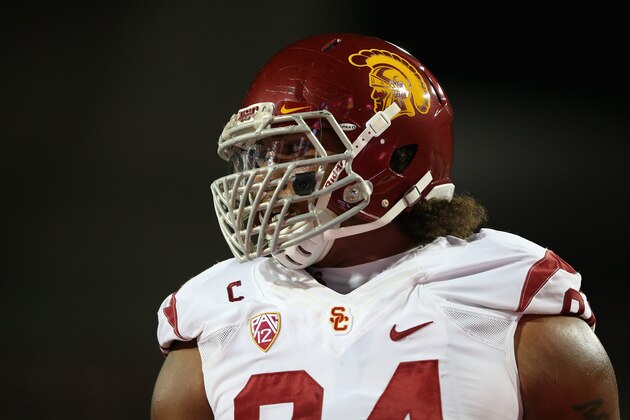 TUCSON, AZ - OCTOBER 11:  Defensive end Leonard Williams #94 of the USC Trojans warms up before the college football game against the Arizona Wildcats at Arizona Stadium on October 11, 2014 in Tucson, Arizona.  The Trojans defeatred the Wildcats 28-26.  (Photo by Christian Petersen/Getty Images)
